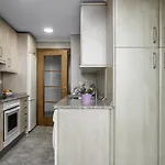 Balea 2 - Local Rentss דירה אוריו